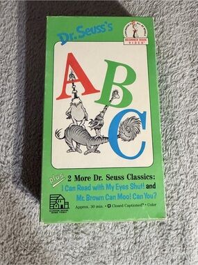 Dr. Seuss ABC Beginner Book Video - Green Cover VHF